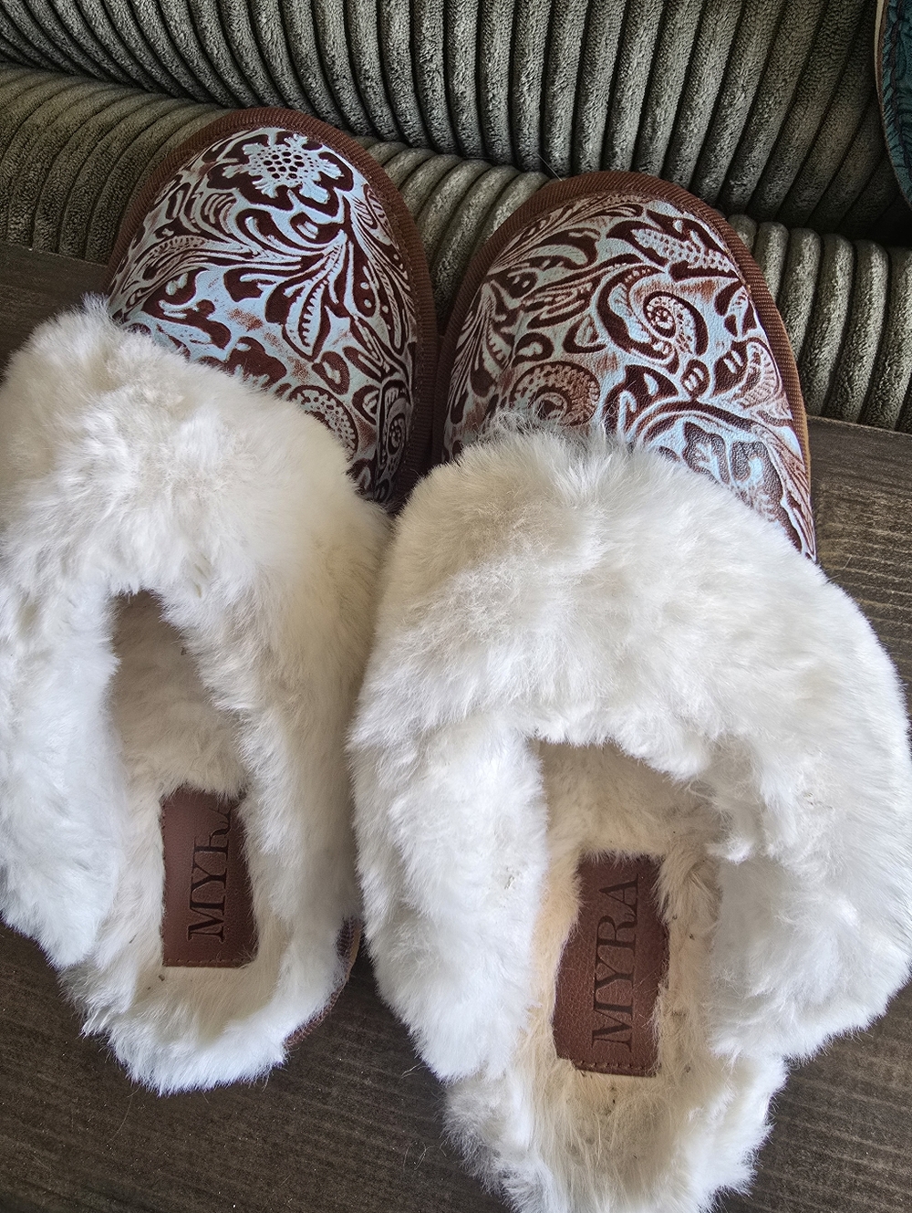Myra Slippers